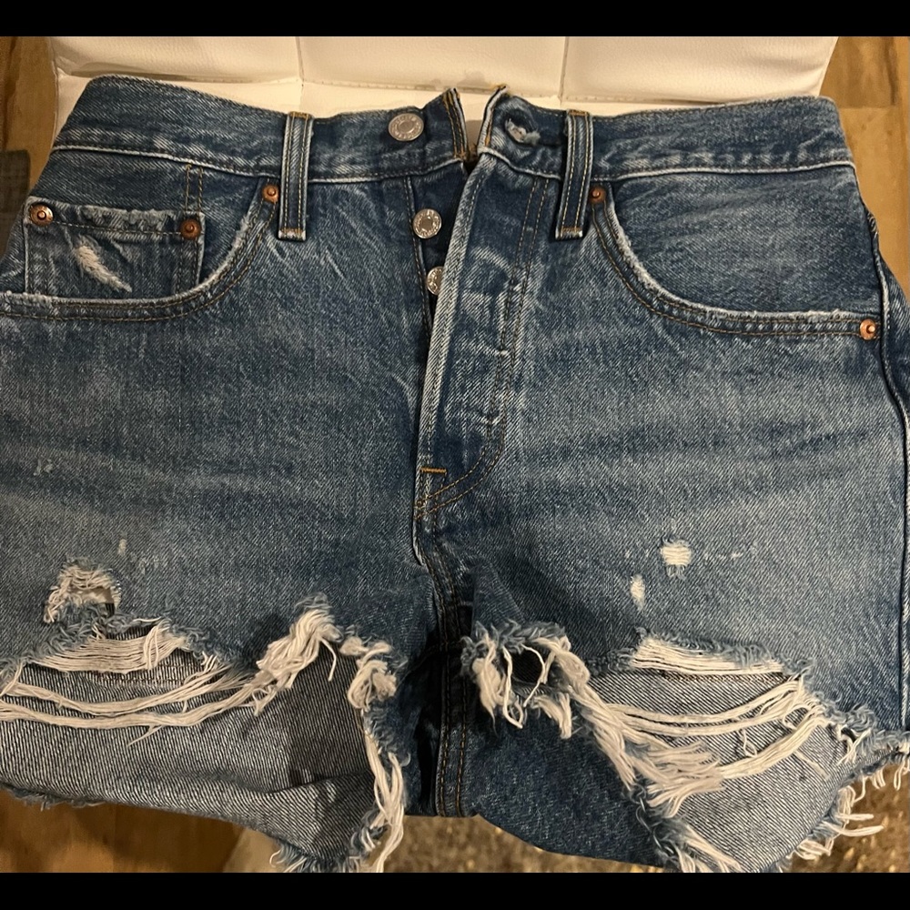 Levi’s shorts